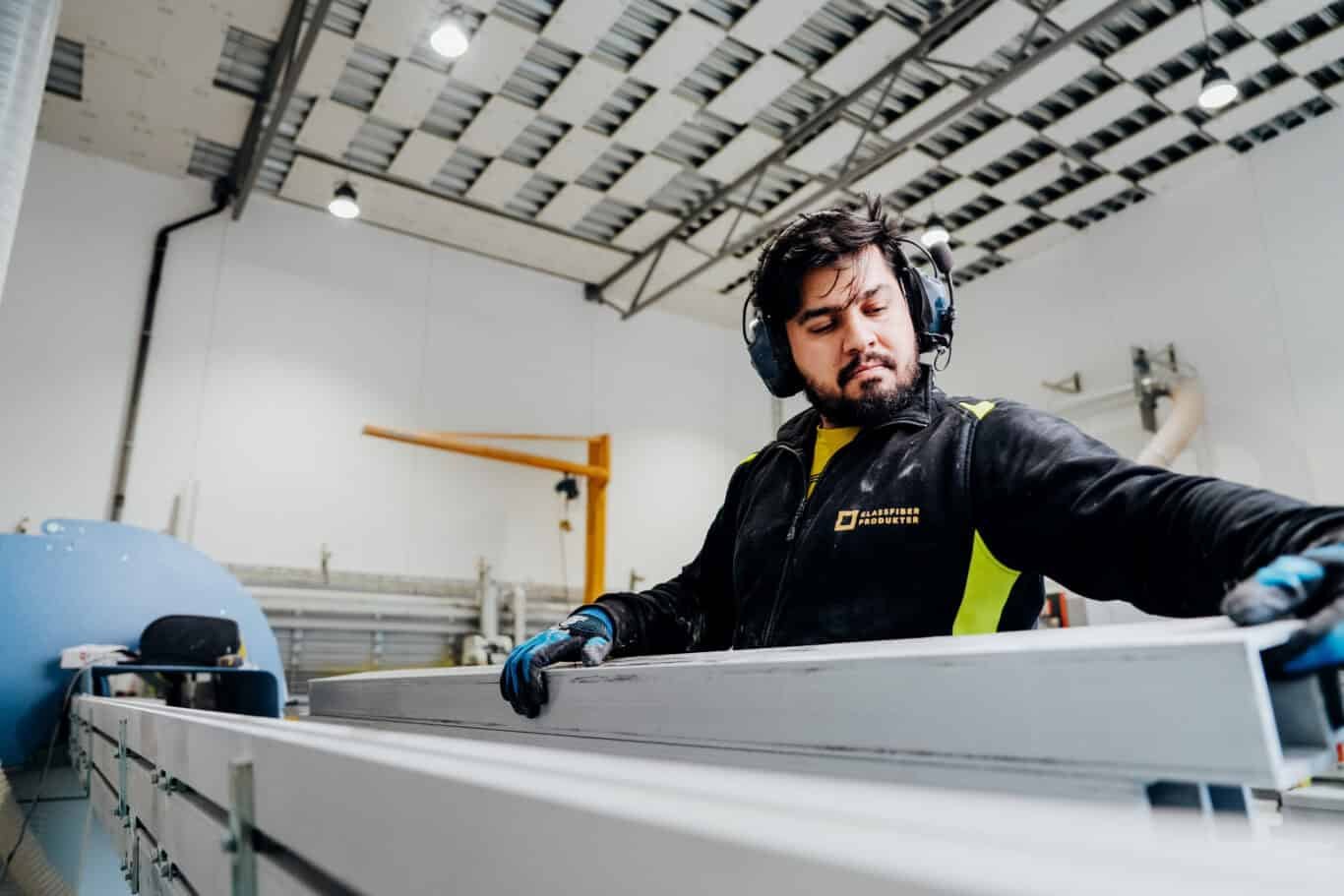 Bearbeiding av glassfiberprofiler hos Glassfiber Produkter