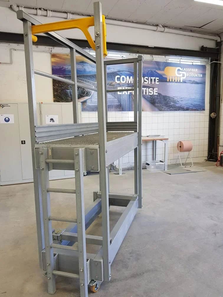 GRP Leider med sikkerhetsbur