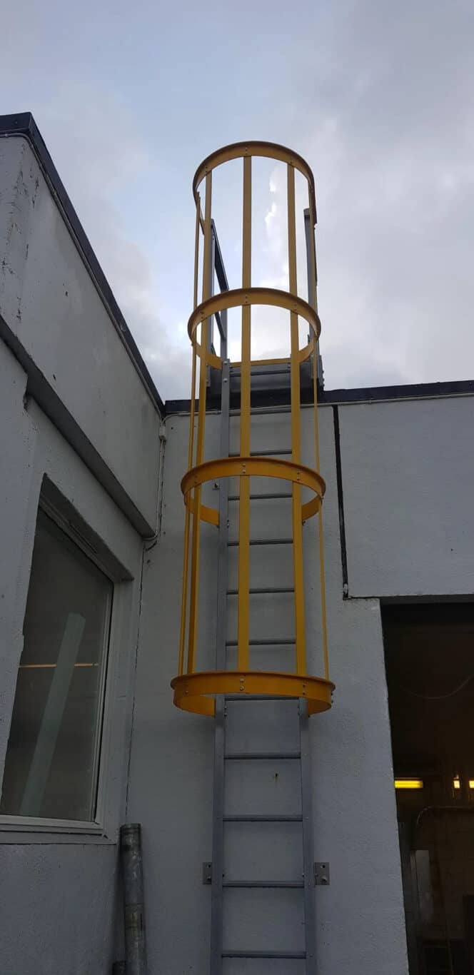 GRP Leider med sikkerhetsbur