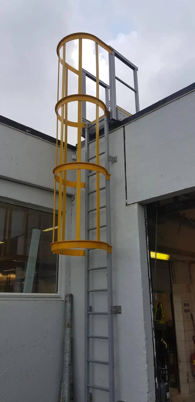 GRP Leider med sikkerhetsbur