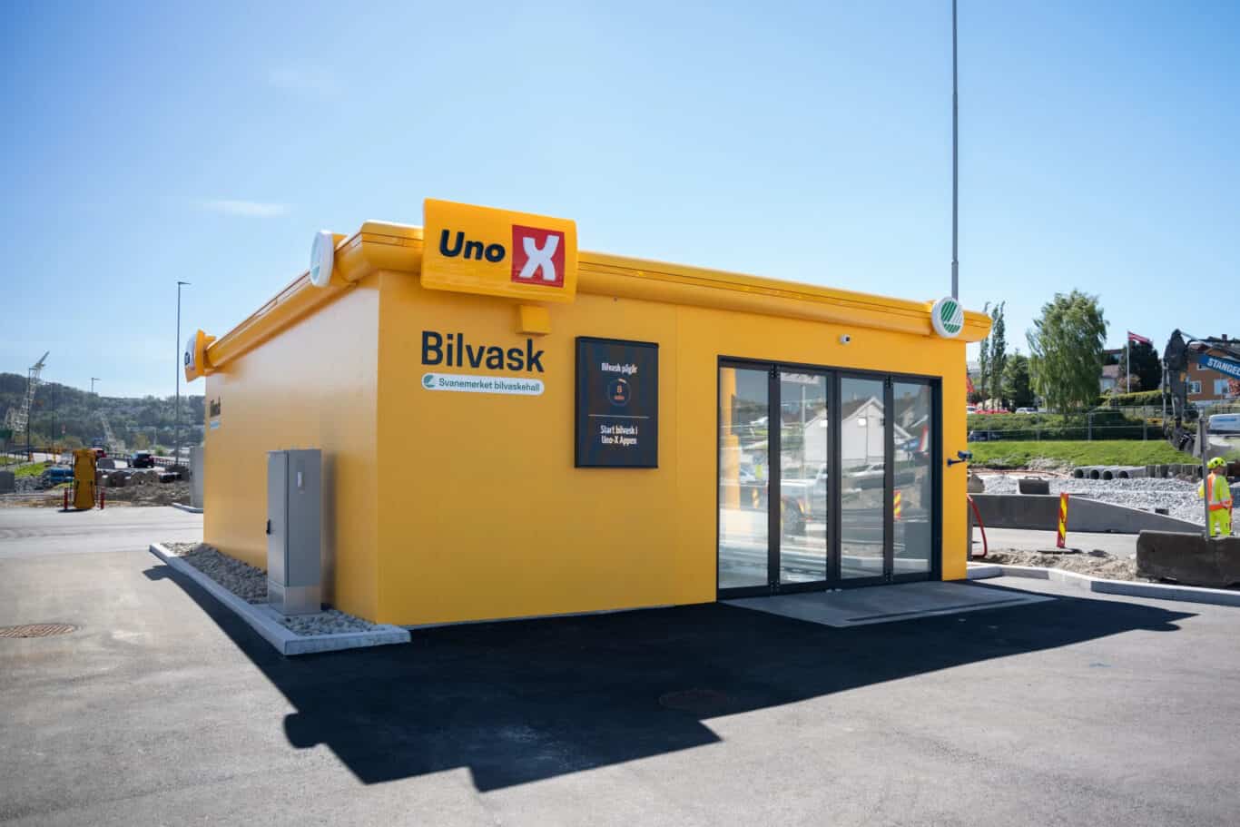 Uno X sine Svanemerkede vaskehaller bruker glassfiber til å redusere sink i vaskevannet.